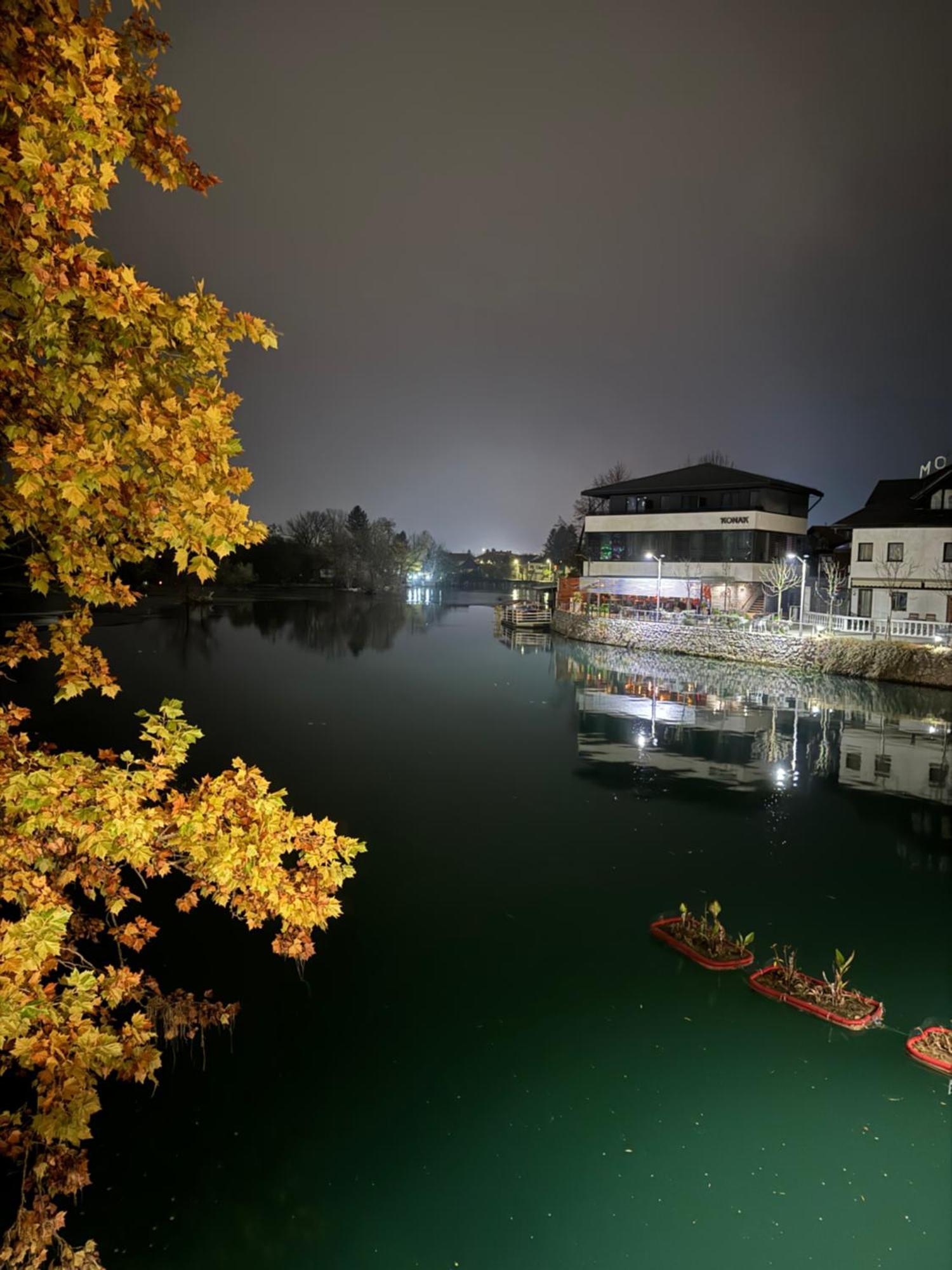 Konak Na Uni Bihać Buitenkant foto